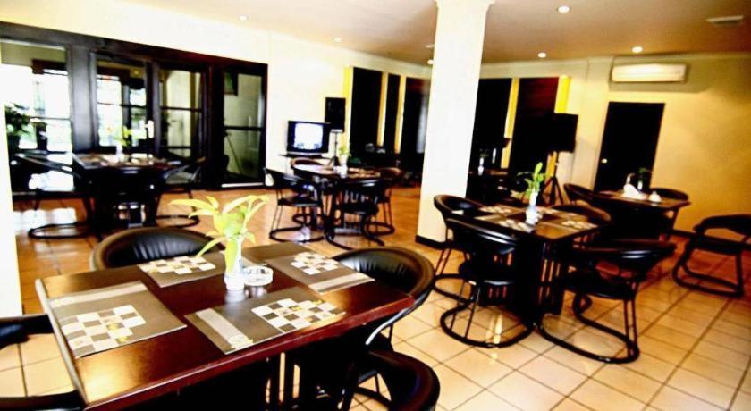 D'Arcici Hotel Plumpang Dżakarta Zewnętrze zdjęcie